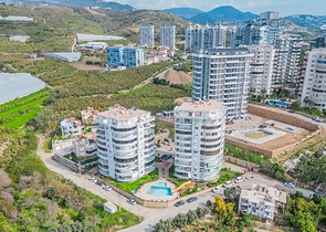 Apartment 2+1 svidom am Meer und in den Bergen im Stadtteil Mahmutlar