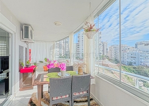 Apartment 2+1 svidom am Meer und in den Bergen im Stadtteil Mahmutlar