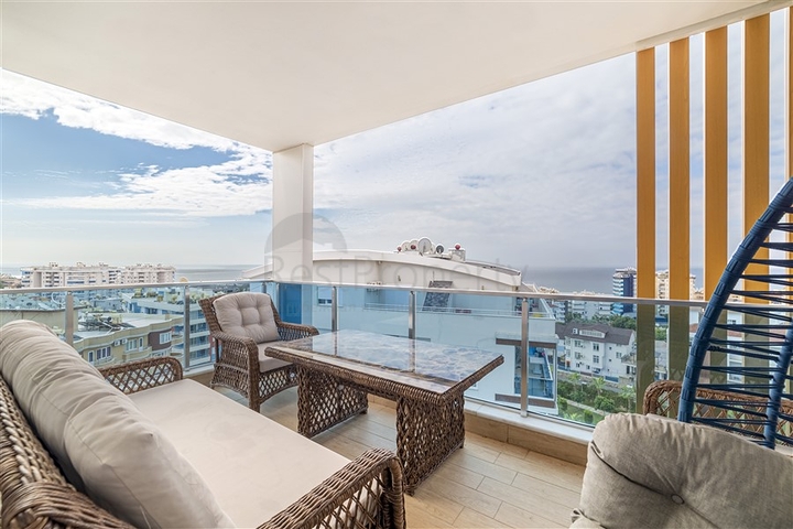3+1 Penthouse mit Blick auf das Mittelmeer