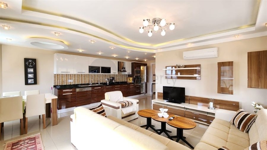 Geräumige Wohnung 2+1 100m vom Meer entfernt