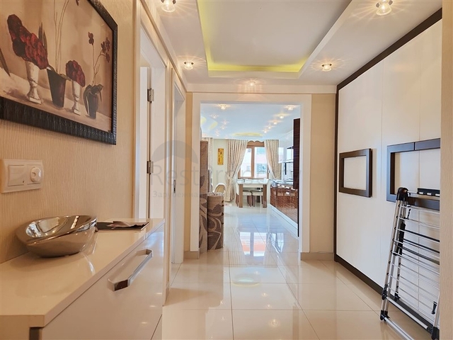 Geräumige Wohnung 2+1 100m vom Meer entfernt