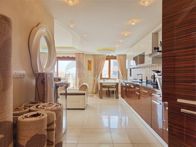 Geräumige Wohnung 2+1 100m vom Meer entfernt