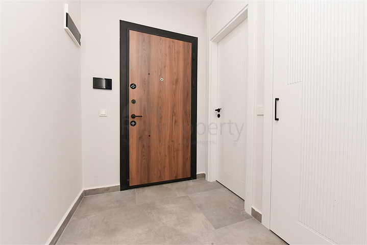 1+1 Wohnung in einem neuen Komplex, nur 200 Meter vom Kleopatra-Strand entfernt