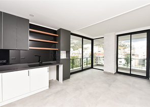 1+1 Wohnung in einem neuen Komplex, nur 200 Meter vom Kleopatra-Strand entfernt