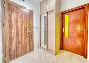 Apartments in einem Komplex an der ersten Küste