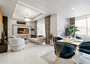 Drei-Zimmer-Penthouse mit Designer-Renovierung