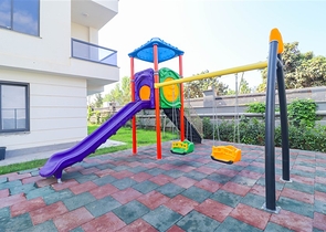 Drei-Zimmer-Penthouse mit Designer-Renovierung