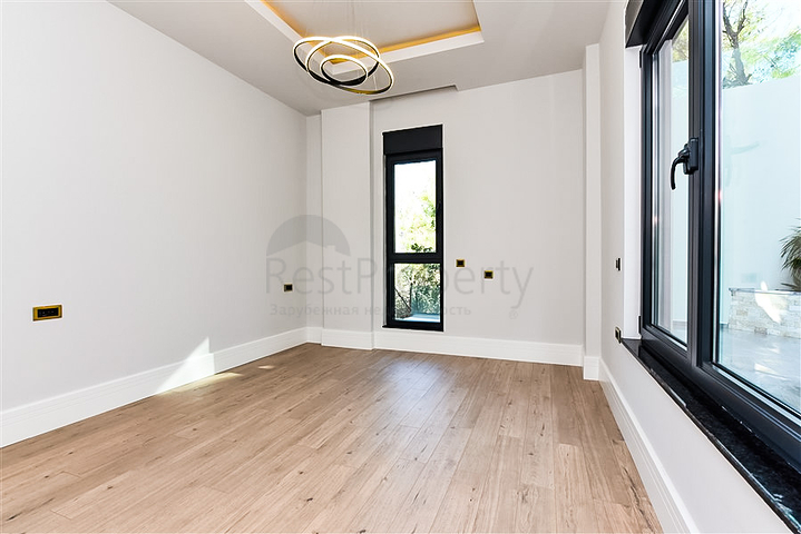 4+1 Luxusvilla im Stadtteil Kargicak.