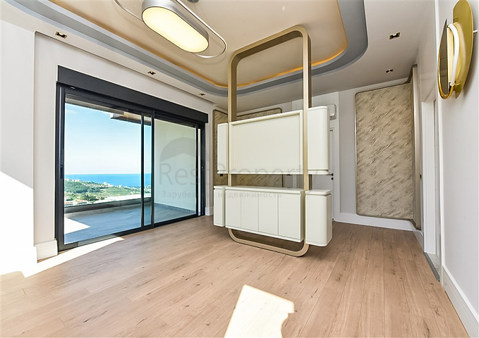 4+1 Luxusvilla im Stadtteil Kargicak.