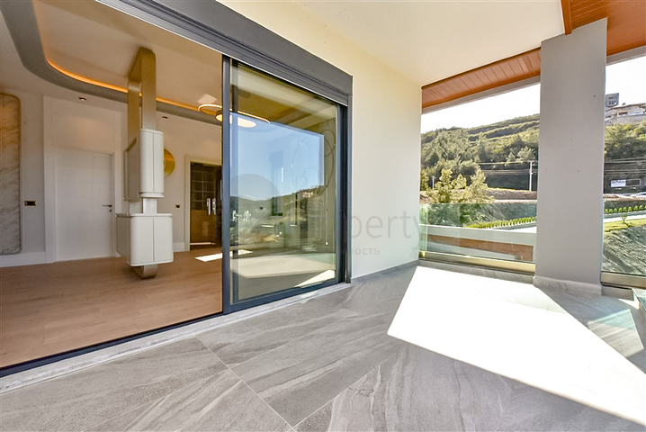 4+1 Luxusvilla im Stadtteil Kargicak.