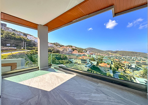 4+1 Luxusvilla im Stadtteil Kargicak.