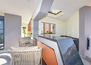 4+1 Luxusvilla im Stadtteil Kargicak.