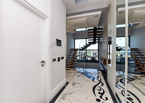 4+1 Luxusvilla im Stadtteil Kargicak.