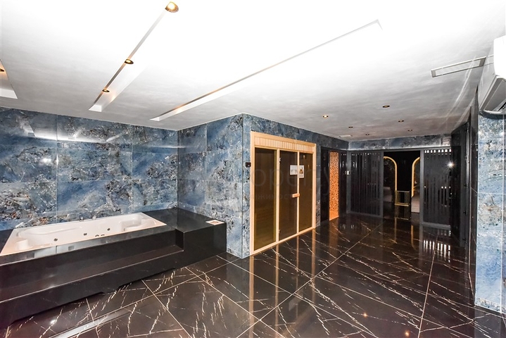 1+1 Wohnung in einem neuen Komplex nur 400 m vom Meer entfernt im Zentrum von Alanya 