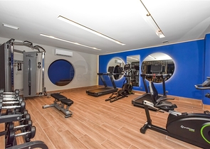 1+1 Wohnung in einem neuen Komplex nur 400 m vom Meer entfernt im Zentrum von Alanya 