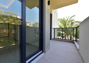 1+1 Wohnung in einem neuen Komplex nur 400 m vom Meer entfernt im Zentrum von Alanya 