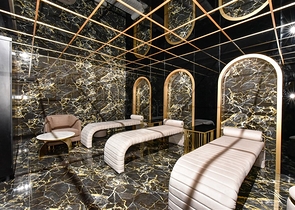 1+1 Wohnung in einem neuen Komplex nur 400 m vom Meer entfernt im Zentrum von Alanya 