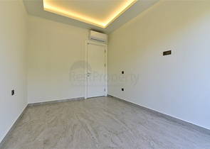 1+1 Wohnung in einem neuen Komplex nur 400 m vom Meer entfernt im Zentrum von Alanya 