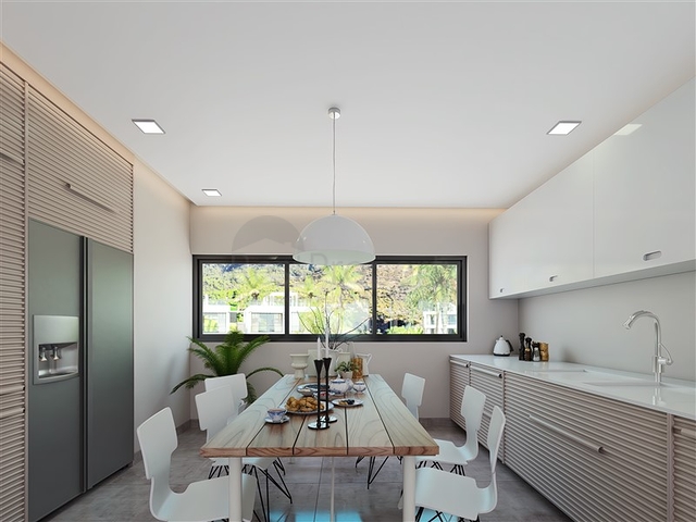 Das 2+1 Apartment verfügt über eine eigene Terrasse, 100 m vom Meer entfernt