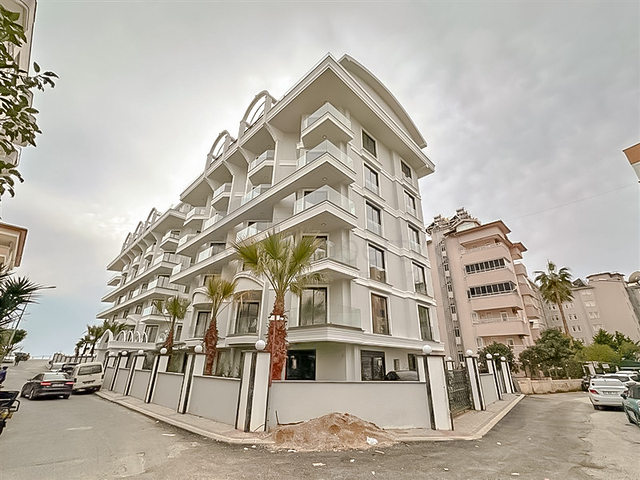 Zweizimmerwohnung am Meer in einem schicken Komplex