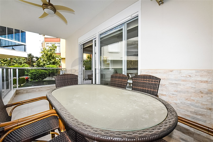 Geräumige 2+1-Wohnung im Stadtteil Oba