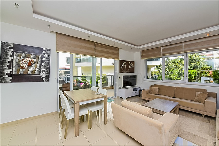 Geräumige 2+1-Wohnung im Stadtteil Oba