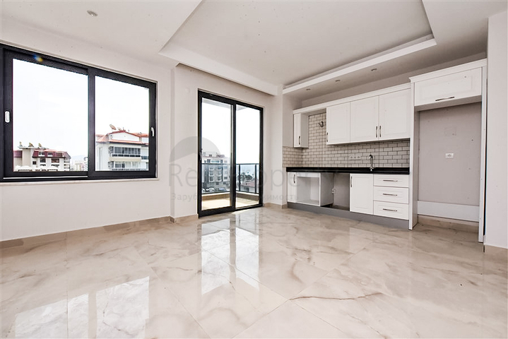 Wohnung mit Meerblick im Stadtteil Kestel