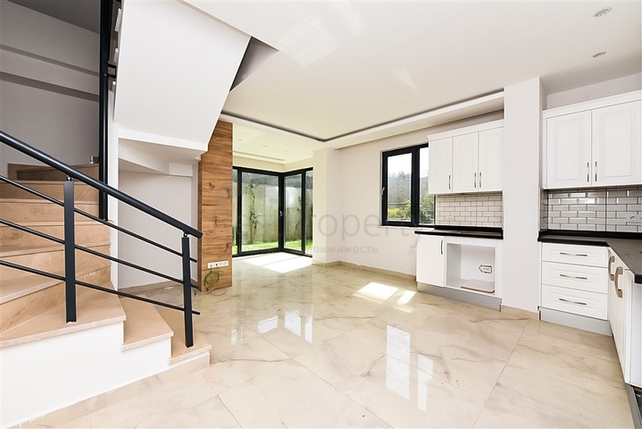 2+1 Wohnung mit eigenem Garten in Kestel