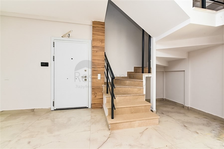 2+1 Wohnung mit eigenem Garten in Kestel