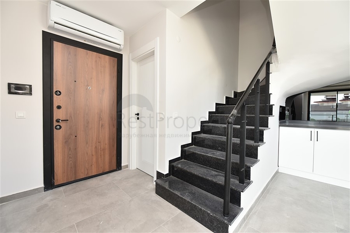 3+1 Penthouse in einer neuen Wohnanlage in der Nähe von Kleopatra Beach