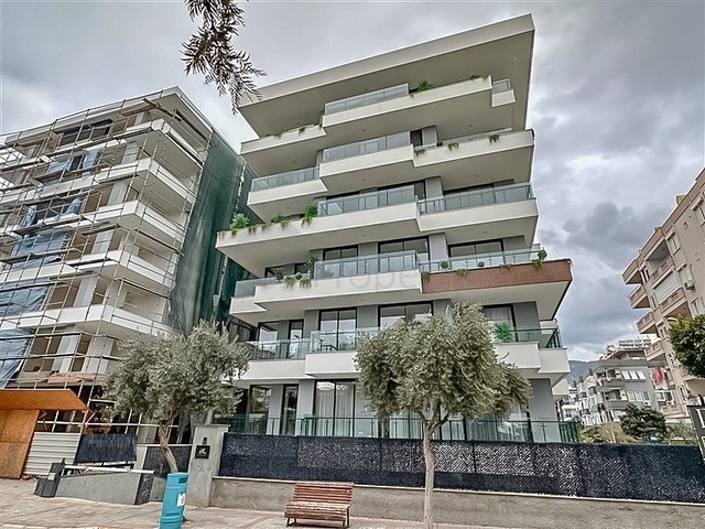 3+1 Penthouse in einer neuen Wohnanlage in der Nähe von Kleopatra Beach