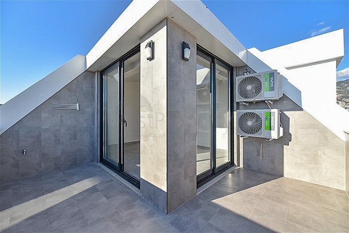 3+1 Penthouse in einer neuen Wohnanlage in der Nähe von Kleopatra Beach