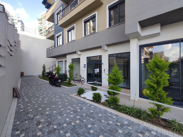 1+1 Wohnung mit Möbeln und Geräten im Stadtteil Mahmutlar