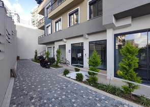 1+1 Wohnung mit Möbeln und Geräten im Stadtteil Mahmutlar