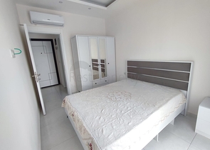 1+1 Wohnung mit Möbeln und Geräten im Stadtteil Mahmutlar