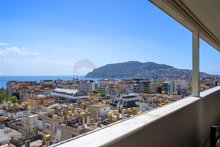 Petnhaus einzigartigen Schnitt 6+1 unter der Aufenthaltserlaubnis