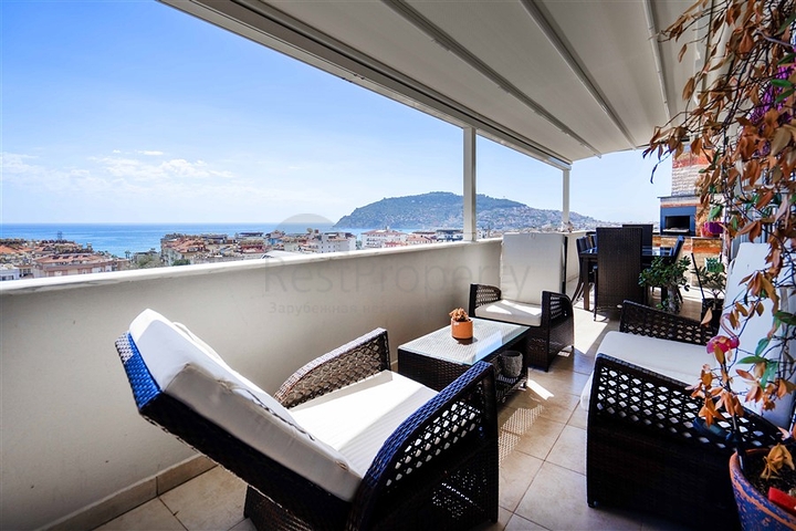 Petnhaus einzigartigen Schnitt 6+1 unter der Aufenthaltserlaubnis