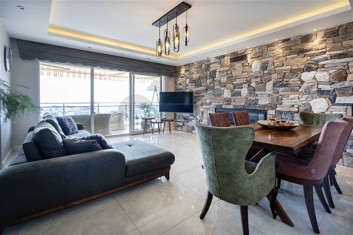 Petnhaus einzigartigen Schnitt 6+1 unter der Aufenthaltserlaubnis