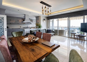 Petnhaus einzigartigen Schnitt 6+1 unter der Aufenthaltserlaubnis