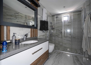 Petnhaus einzigartigen Schnitt 6+1 unter der Aufenthaltserlaubnis