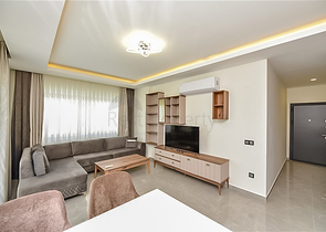 Dreizimmerwohnung im Stadtteil Mahmutlar mit Blick auf die Berge