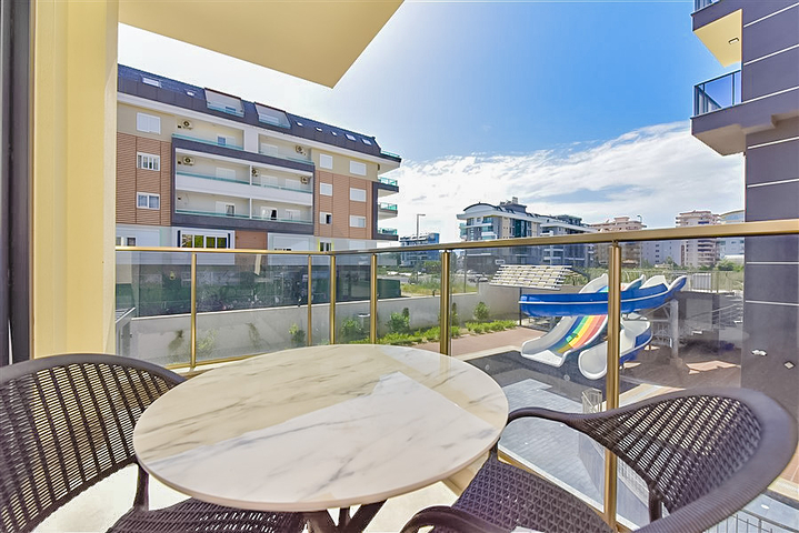 Wohnung 1+1 400 Meter vom Meer entfernt in Kargicak