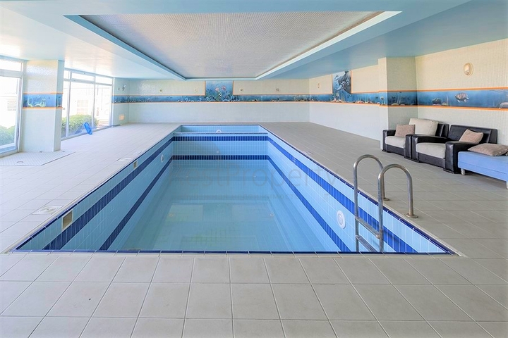 Geräumiges Penthouse mit 3+1 Grundriss im Stadtteil Konakly. 