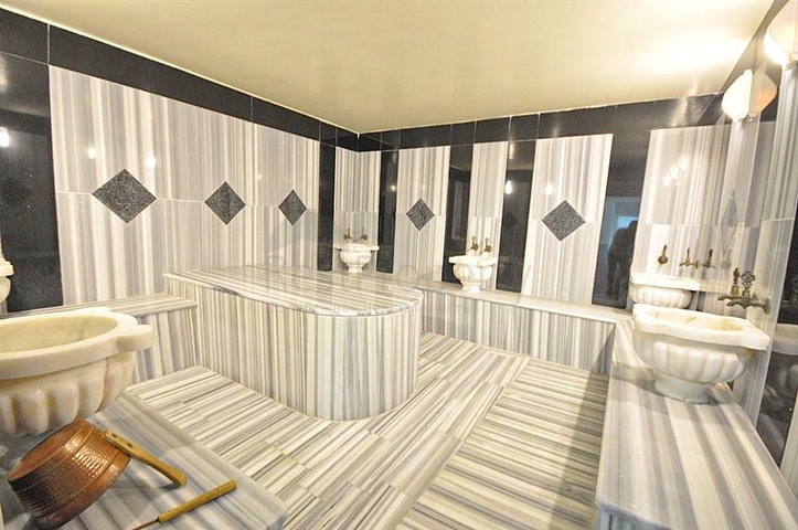 Geräumiges Penthouse mit 3+1 Grundriss im Stadtteil Konakly. 