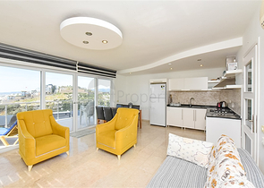 Geräumiges Penthouse mit 3+1 Grundriss im Stadtteil Konakly. 