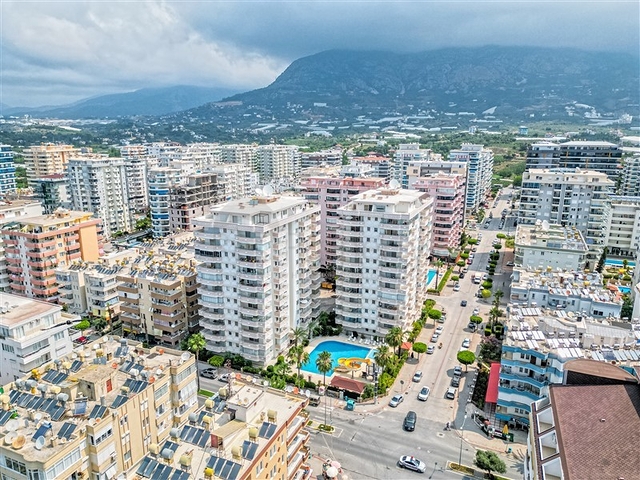 Möblierte Wohnung 2+1 150 m vom Meer entfernt