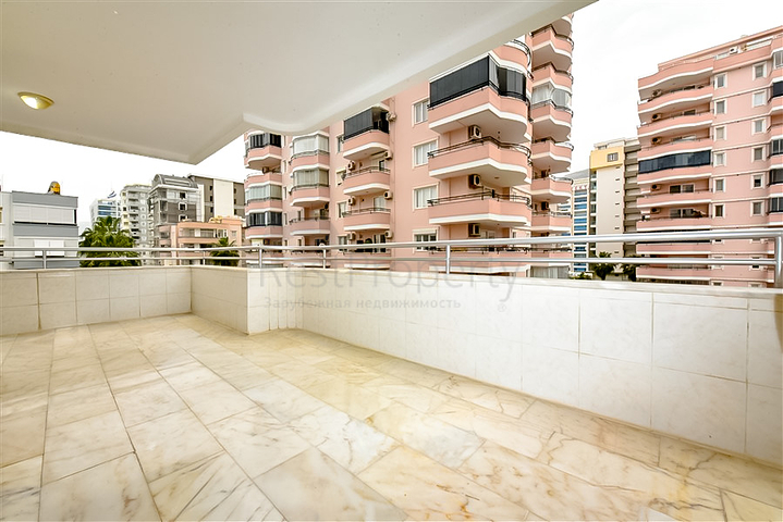 Möblierte Wohnung 2+1 150 m vom Meer entfernt