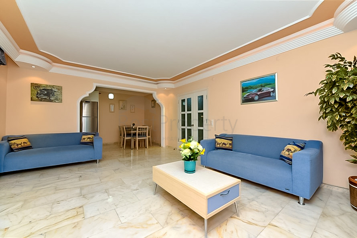 Möblierte Wohnung 2+1 150 m vom Meer entfernt