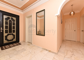 Möblierte Wohnung 2+1 150 m vom Meer entfernt