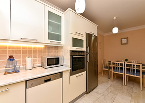 Möblierte Wohnung 2+1 150 m vom Meer entfernt